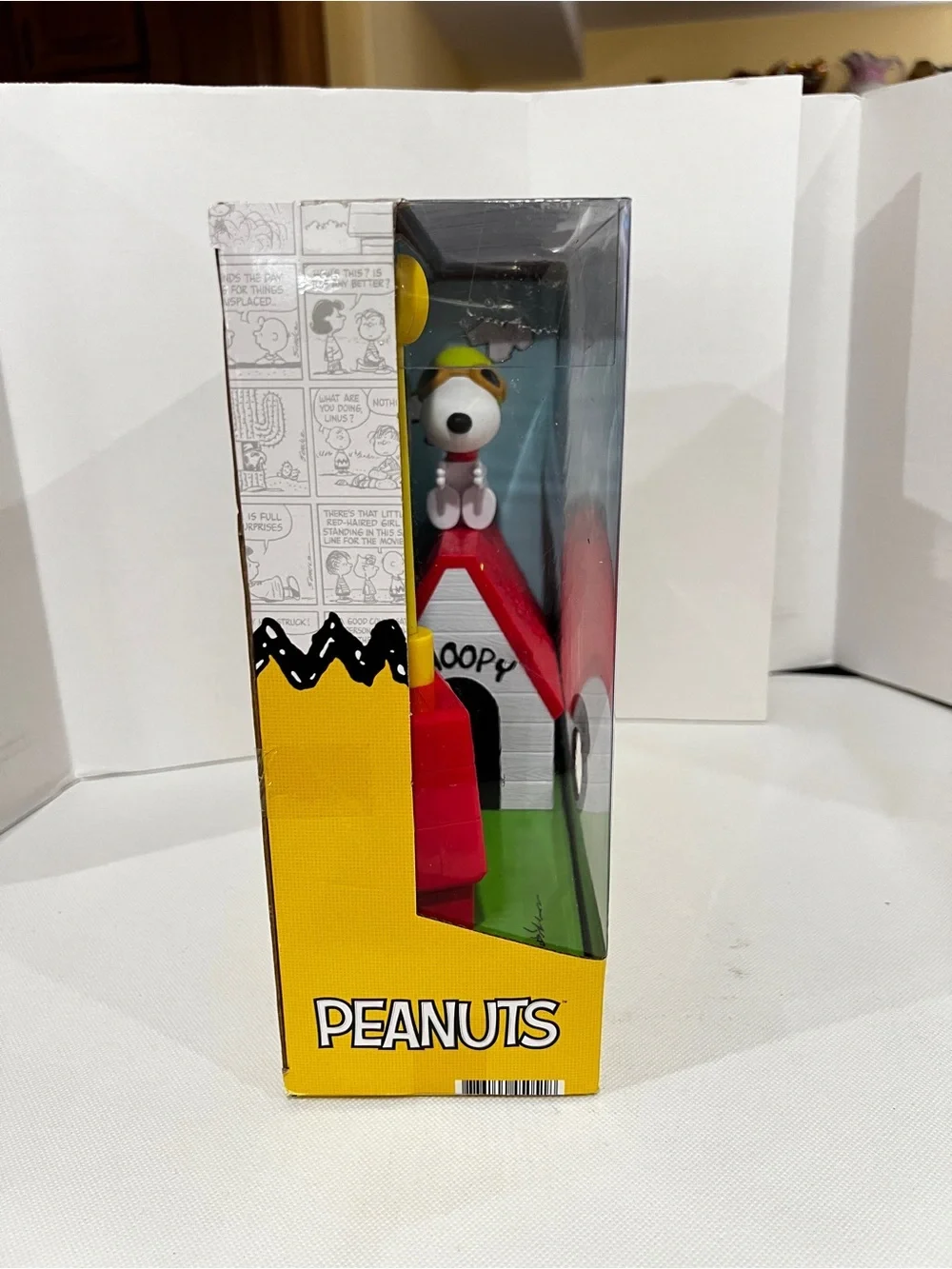 Peanuts Flying Ace Remote Control 75 years Ages 3+